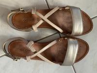 Geox Sandalen gold-beige Gr. 41 Baden-Württemberg - Endingen Vorschau