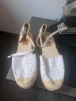 Neuwertig Ausgefallene Espadrilles Ballerina weiss 39 s. Besch Nordrhein-Westfalen - Straelen Vorschau