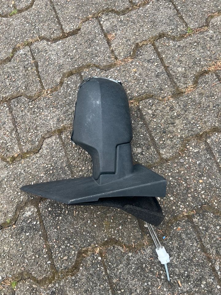 Ford Fiesta, Rückspiegel defekt, günstig abzugeben in Gladbeck