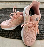 Adidas Turnschuhe gr.37,5 Sachsen-Anhalt - Halle Vorschau