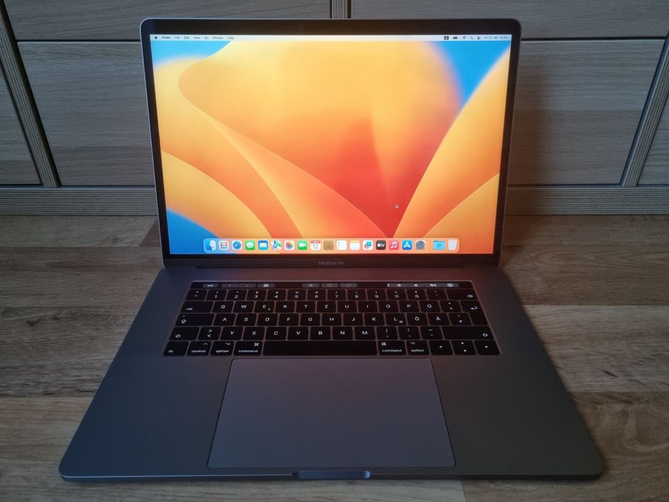 Apple MacBook Pro 15, i7, 16GB, 500gb, neuer Akku+Tastatur in Berlin