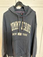 Tommy Hilfiger Tommy Jeans schöner Hoodie Kapuzenpullover XXL Niedersachsen - Hameln Vorschau