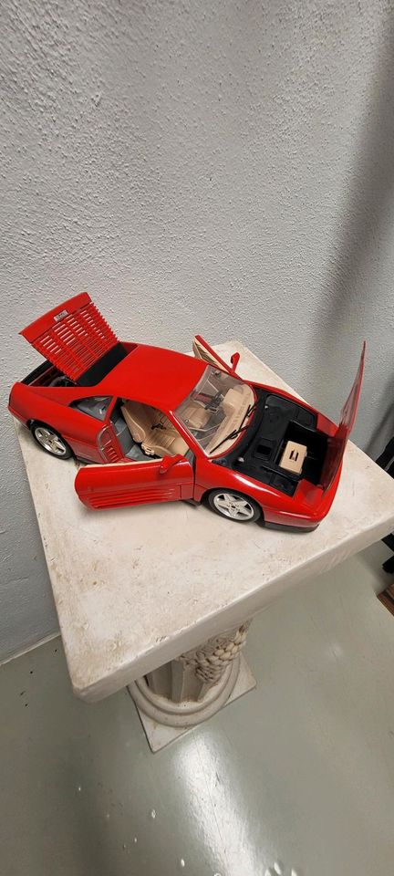 Modellauto Ferrari 348 tb in Wetzlar