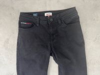 Tommy Hilfiger Jeans W26 L32 schwarz Damen Mecklenburg-Vorpommern - Bergen auf Rügen Vorschau