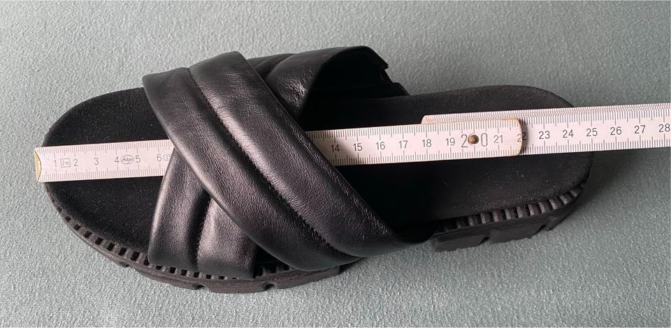Gabor Damen-Pantoletten,schwarz,US 6 1/2/EU Gr.39,Topzustand in Wedel
