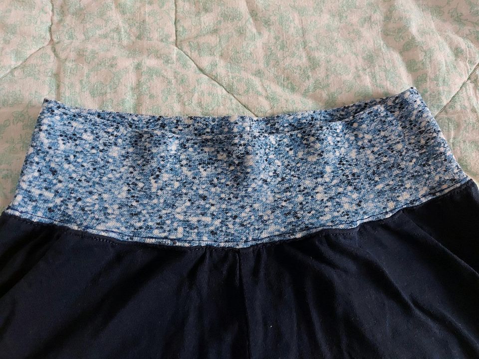 Sommerhose, kurze Hose, Shorts, Größe 104/110 in Platten