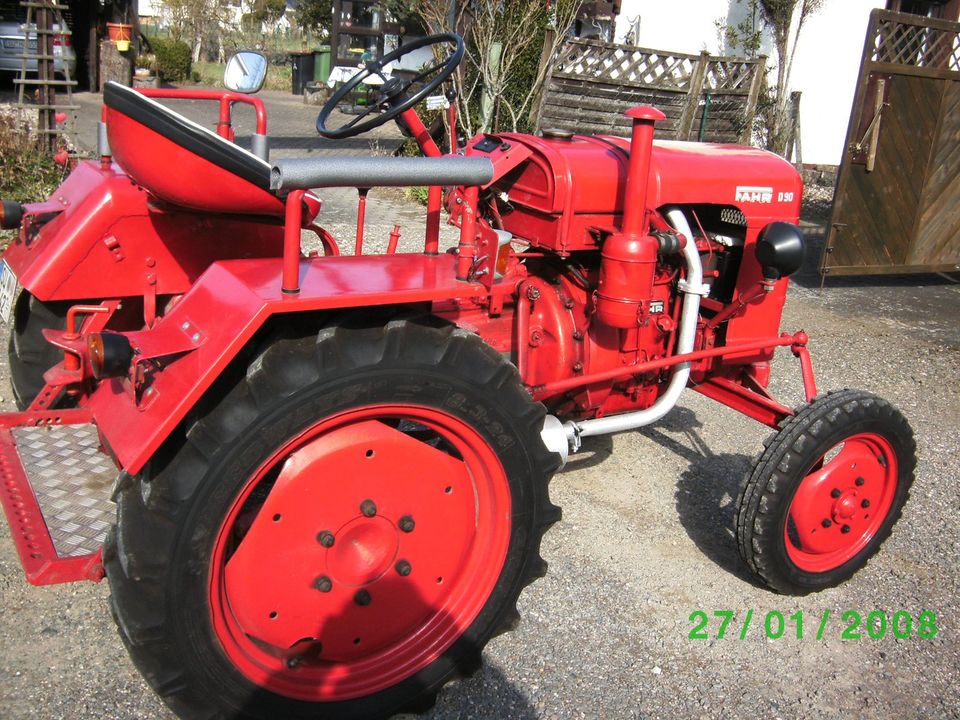 Oldtimer Traktor in Lohmar