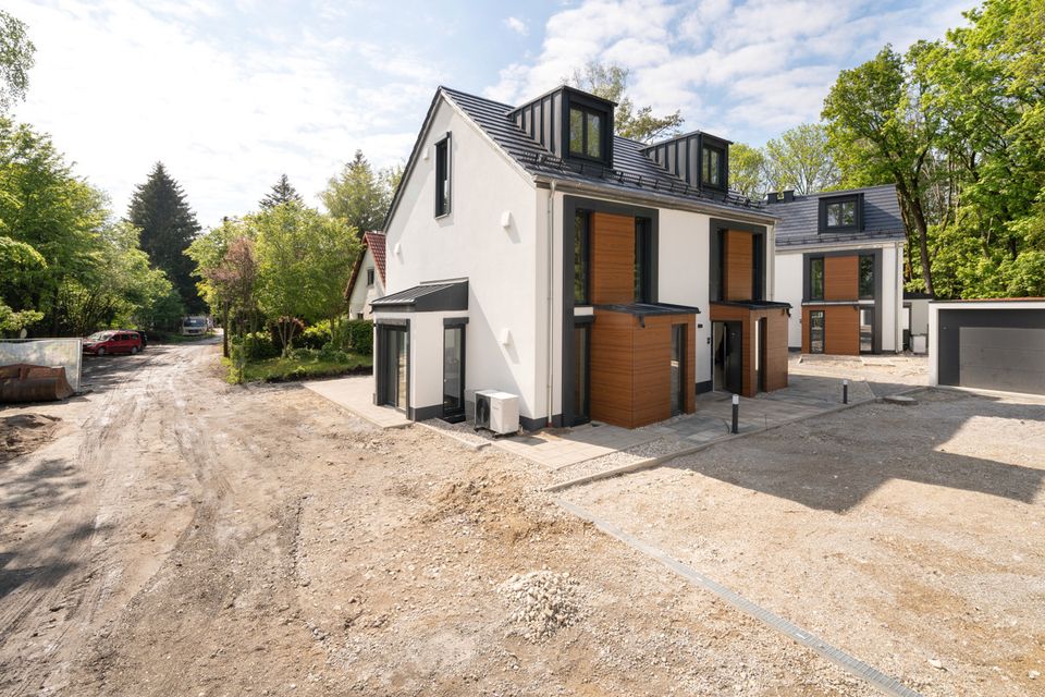 LEBENSGEFÜHL!  Moderner Neubau in atemberaubender, ruhiger Waldrandlage - bezugsfertig! in München