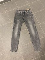 Herrlicher Damen Jeans „Gina Slim“ 28/30 verschiedene Größen Bayern - Schweitenkirchen Vorschau