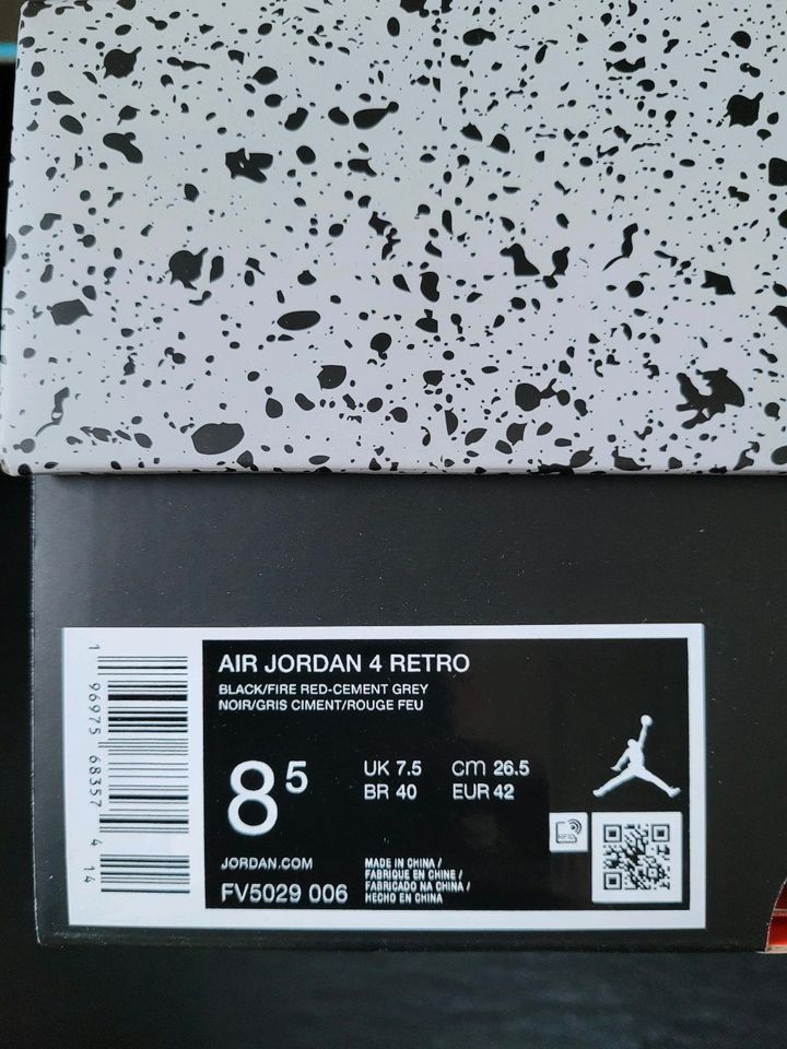 Nike Air Jordan 4 Retro "Bred Reimagined" Gr. 42 US 8.5 in Waiblingen