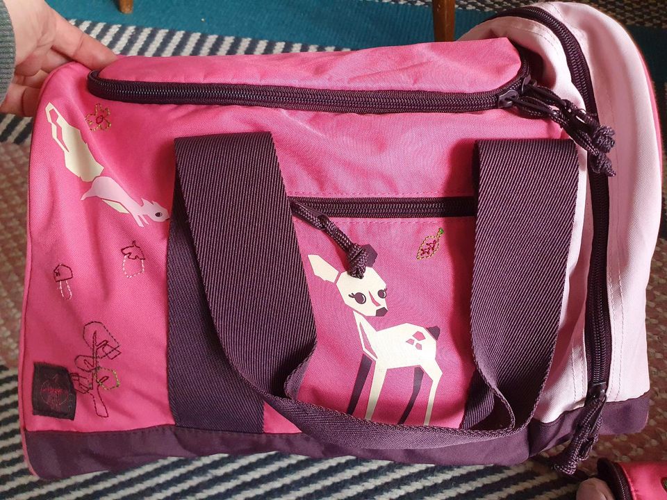 SET Lässig top Sporttasche Reisetasche pink Kulturtasche Reiseset in Bremen