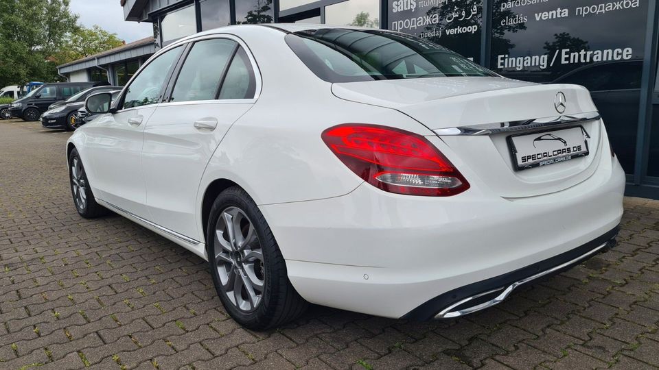 Mercedes-Benz C 180 BlueTec 7G Tronic - NAVI - AHK - in Offenbach