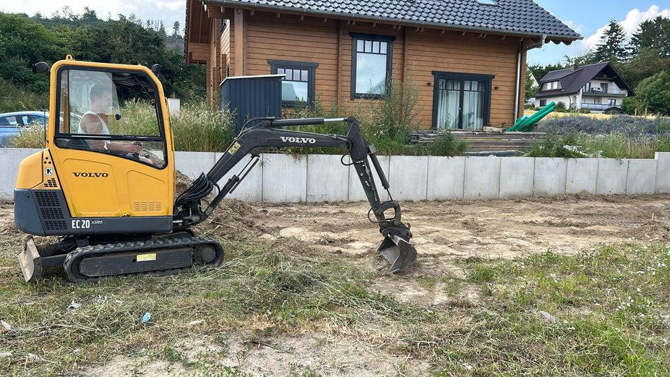 Garten und Baggerarbeiten Fair und zuverlässig in Löhne