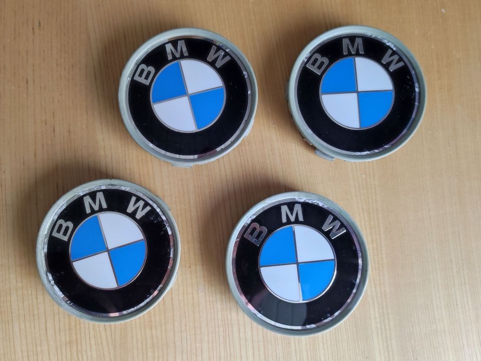Original BMW Nabendeckel 4 Stück 68mm für Alufelgen – 6768640 in Deckenpfronn