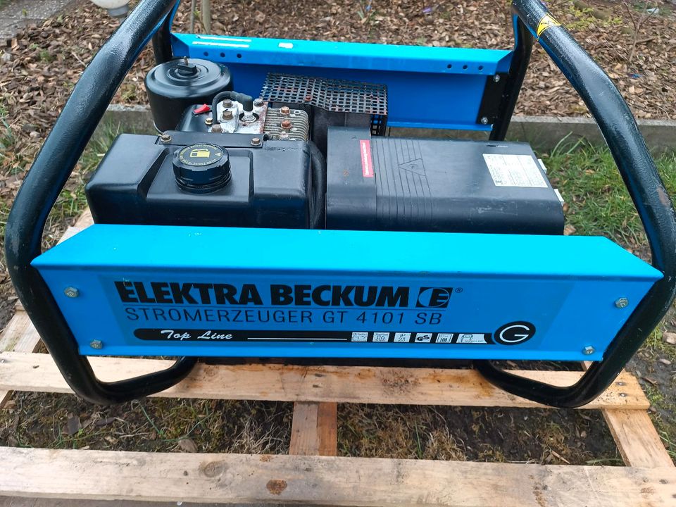 Elektra Beckum Stromerzeuger 4101 SB Notstromaggregat in Aschersleben