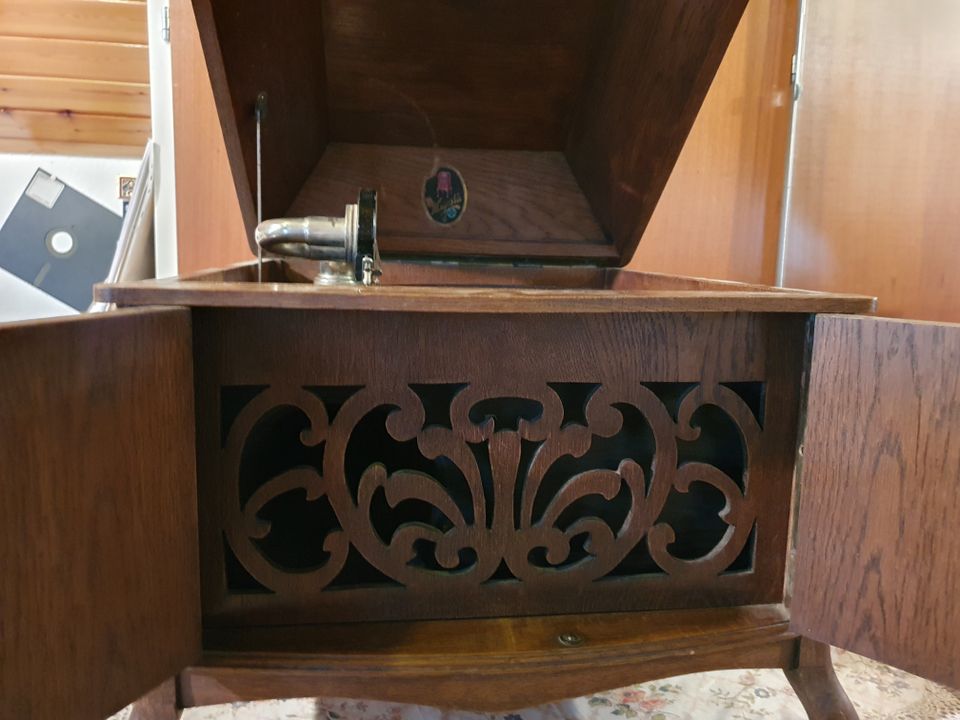 Sehr schönes antikes Grammophon - 7 in Erndtebrück