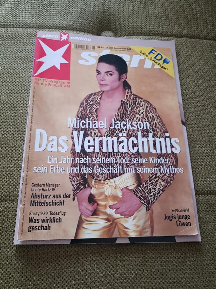 Michael Jackson Sammlung Bücher Stern in Maintal