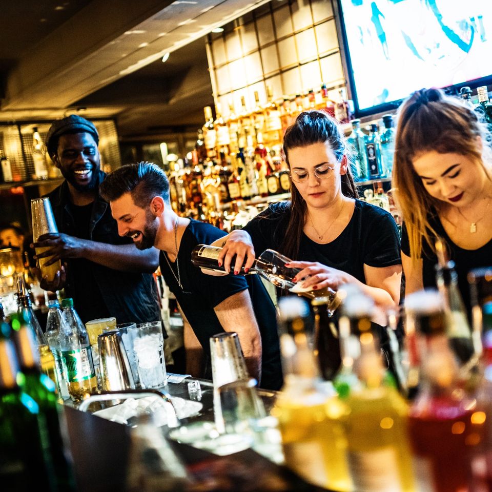 Barkeeper:in (m/w/d) | SAUSALITOS Dresden in Dresden