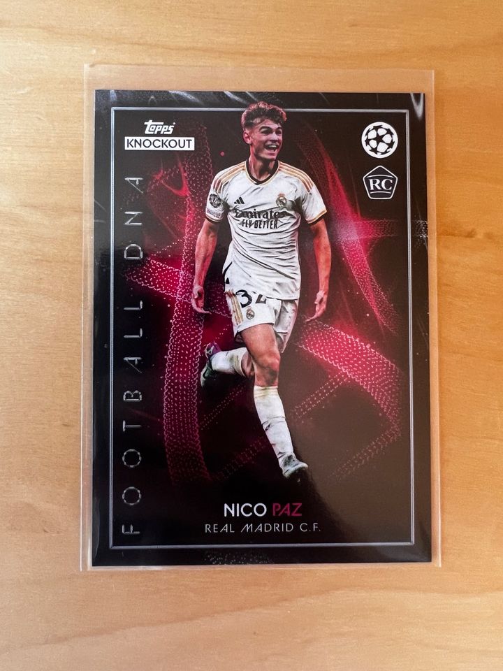 Topps Flagship UCC 23/24 Paz Football DNA in Waldachtal