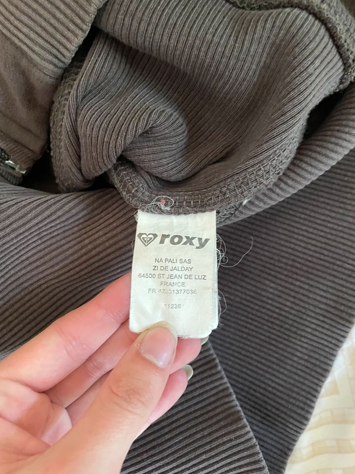 ROXY y2k patch braunes zip up hoodie - XS/S in München