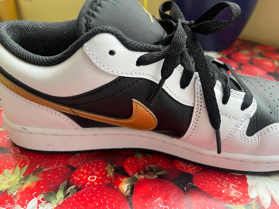 Fast neue Nike Jordan Schuhe mit Rechnung und Karton, Gr. 45 in Leipzig