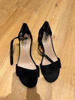 Tamaris Sandalen – Größe 36 – Schwarz – Elegant & bequem Berlin - Schöneberg Vorschau