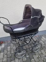 KINDERWAGEN ANTIK RETRO KNORR RATTAN NOSTALGIE ALT BLAU CORD KORB Nordrhein-Westfalen - Iserlohn Vorschau