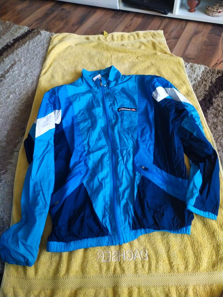 Sommerjacke gr M vonEllesse in Rheine