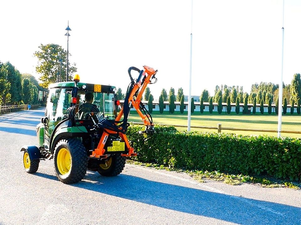 DELEKS® HR-130 Mähbalken mit Hydraulikmotor für Minibagger in Pfaffenhofen a. d. Glonn