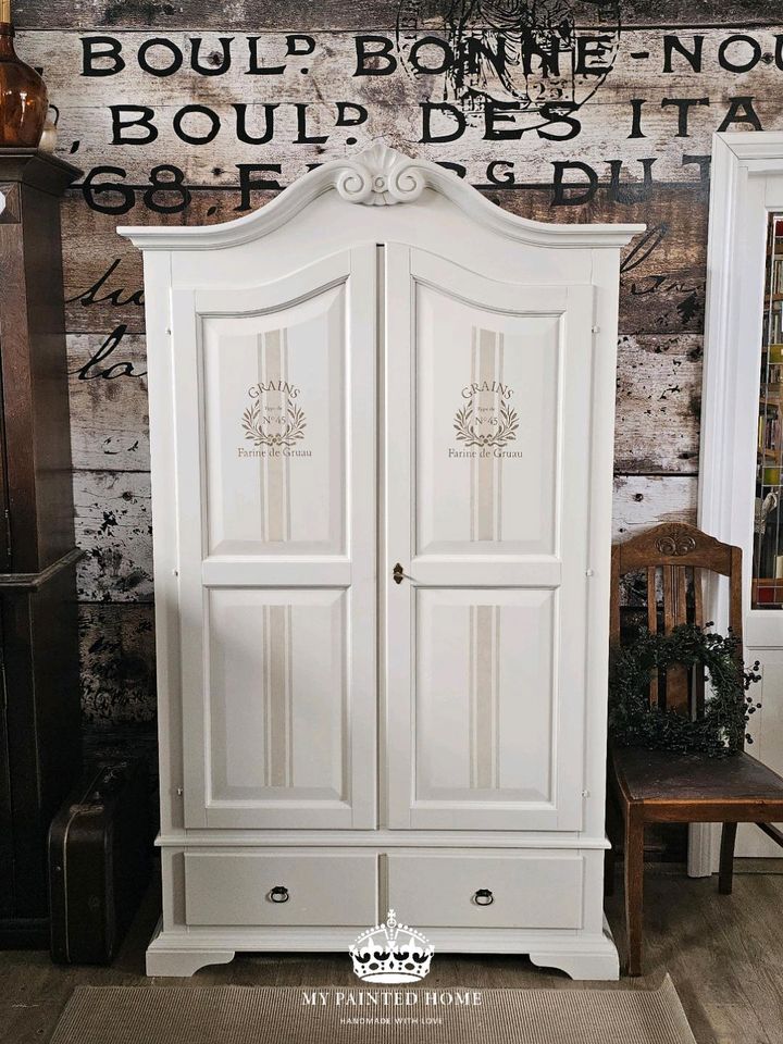 Kleiderschrank LILO ❤️ Landhaus Schrank in French Linen in Eberswalde