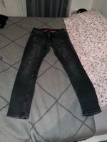 Ich verkaufe diese dsquared2 Jeans Hose Altona - Hamburg Ottensen Vorschau