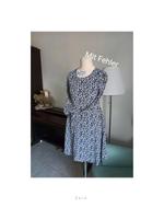 Neu mit Fehler xs 34 zara Kleid Blümchen Kleidchen dunkelblau hel Bayern - Rednitzhembach Vorschau