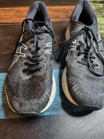 Asics Gel Kayano 27 Laufschuhe. Guter Zustand. Größe 43,5 Leipzig - Connewitz Vorschau