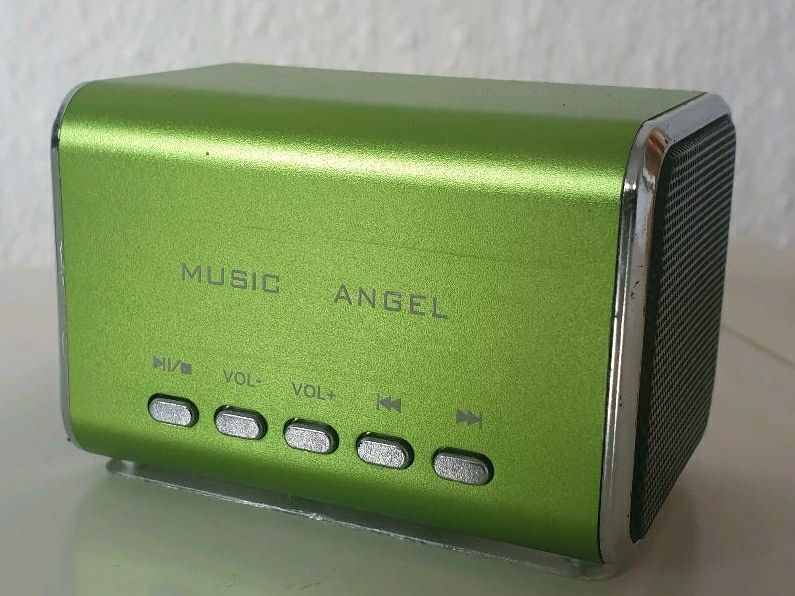 Musikbox Lautsprecher Micro SD Karte in Niedersachsen - Holzminden |  Lautsprecher & Kopfhörer gebraucht kaufen | eBay Kleinanzeigen ist jetzt  Kleinanzeigen