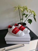 Givenchy Urban Street Sneaker rot/weiß Bayern - Hirschau Vorschau