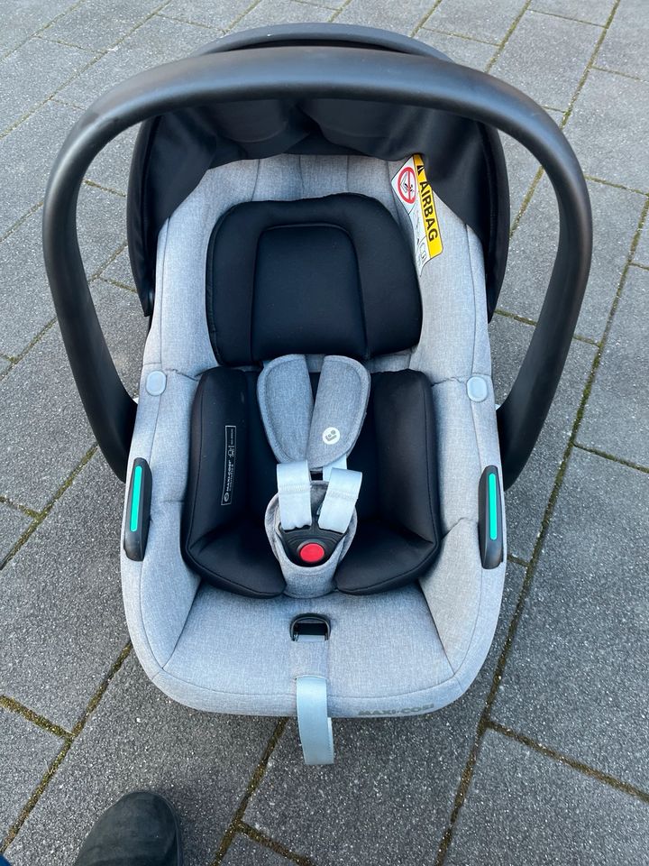 Babyschale Maxi-cosi CabrioFix S i-Size in Rüsselsheim