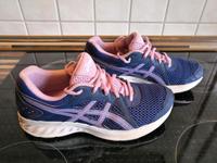 Asics Schuhe Sportschuhe Laufschuhe Mädchen 38 Sachsen - Radebeul Vorschau