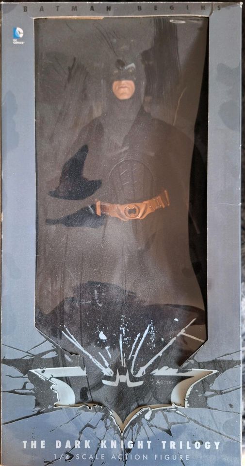 Batman Begins Action Figur 1/4 in Biberach an der Riß