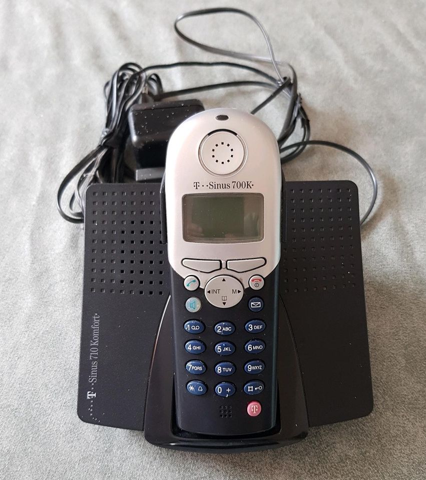 TELEKOM SINUS 710 KOMFORT // schnurloses Telefon in Steinheim