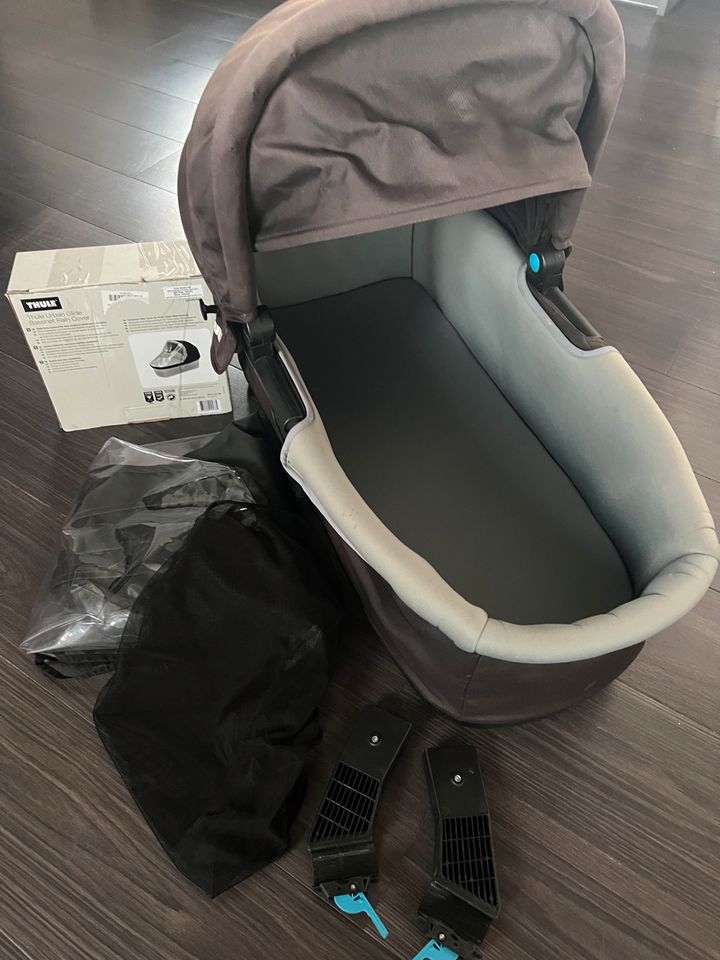 Thule Urban Glide Bassinet Set Kinderwagen Wanne in Riesa