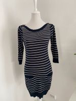 Kleid Warehouse gr.34 Xs blau Berlin - Mitte Vorschau