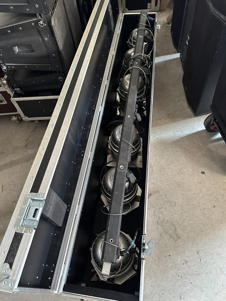 6er Bar + PAR Scheinwerfer Botex T-6 im Case Lichtanlage in Erding