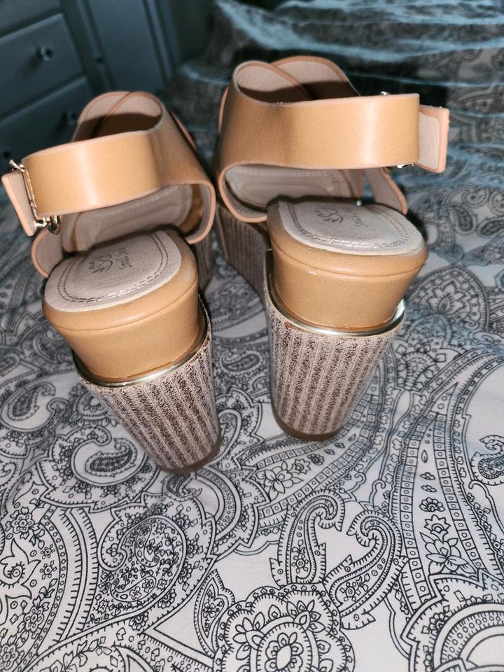 Honey suede and shop leather women's tropez wedges