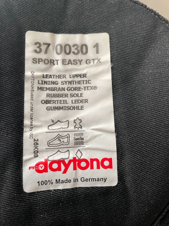 Daytona Motorradstiefel selten getragen in Schleswig