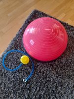 Balance Ball M Sport rot Nordrhein-Westfalen - Lemgo Vorschau