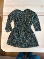 Zara Kids Kleid langarm 110 Animal Print schwarz olivgrün Bayern - Ried Vorschau