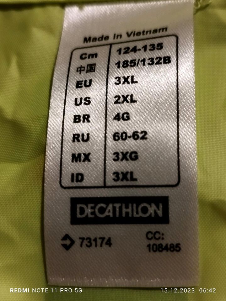 Fahrrad Regenjacke 3 xl BTWIN (neu) in Blomberg