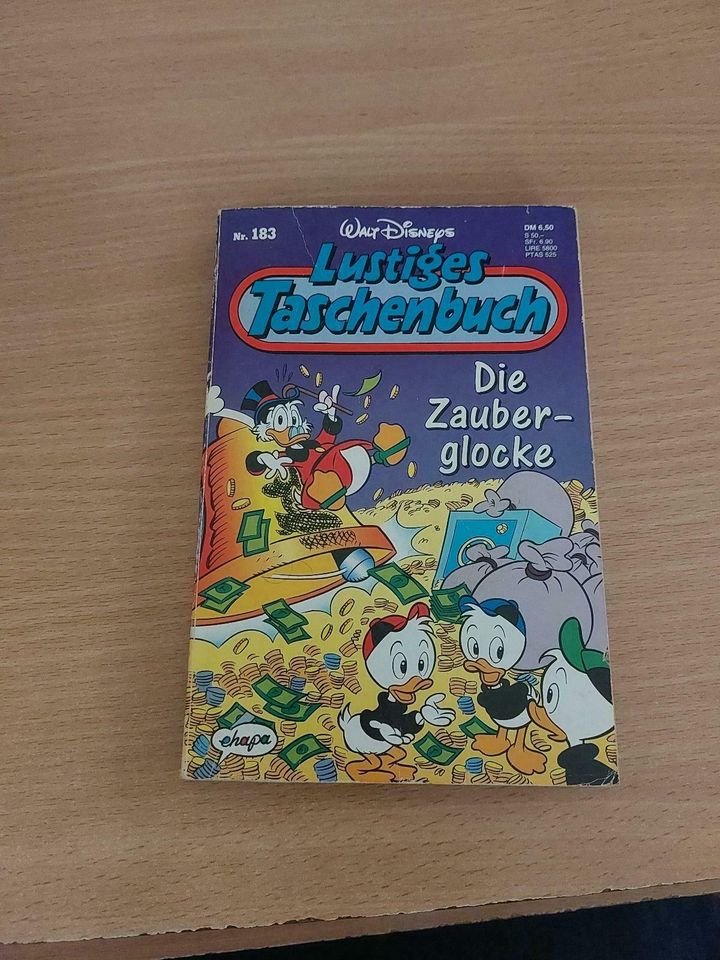 Lustige Taschenbücher (Donald duck) in Berlin
