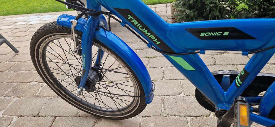 Kinderfahrrad 20" Triumph Sonic in blau in Bremen