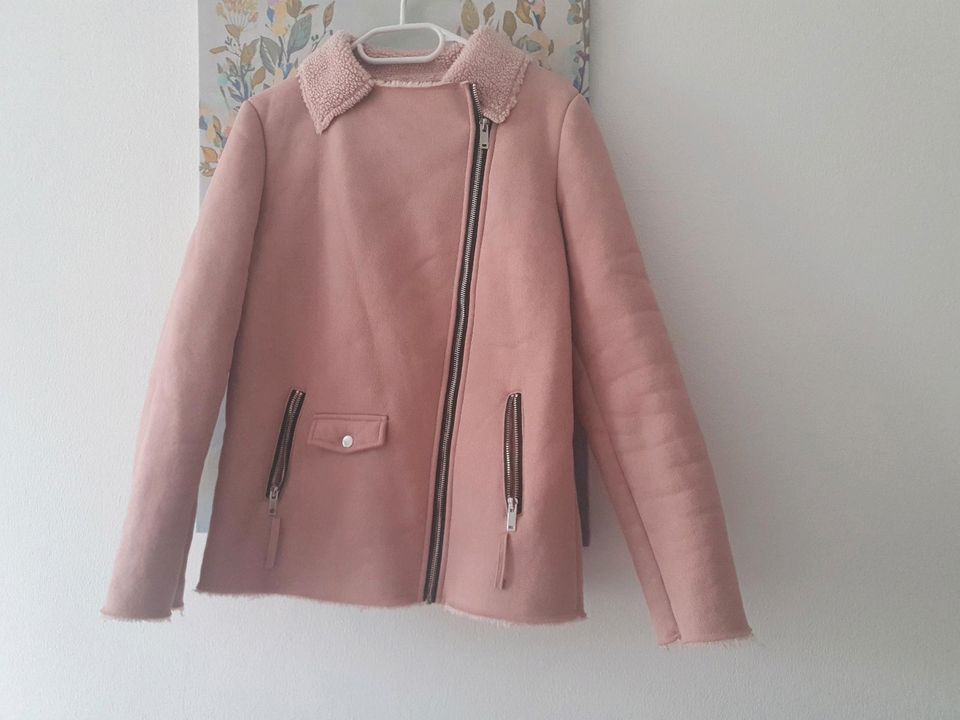 Tally Weijl Bikerjacke Kunstfelljacke Jacke mit Teddyfell rosa in Regensburg